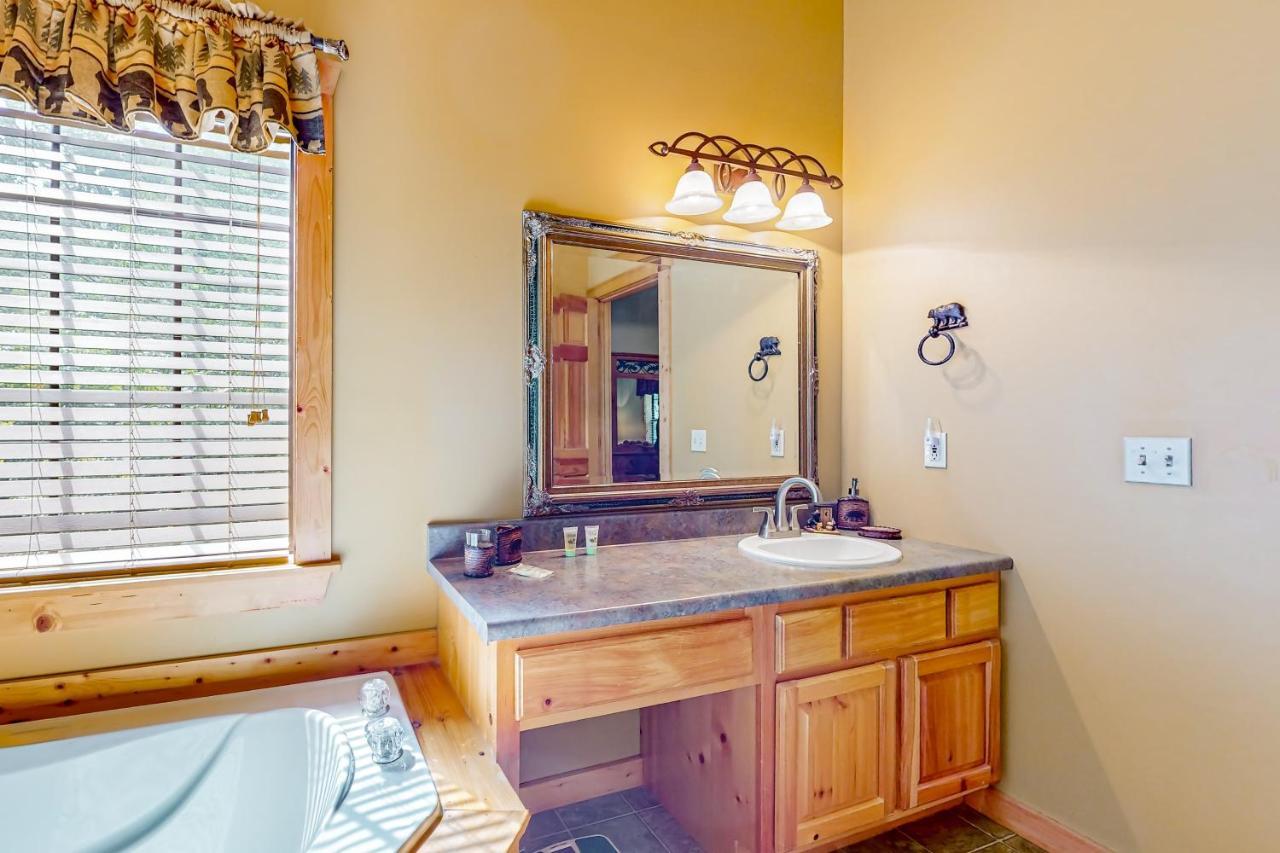 Cozy Cub Cabin Gatlinburg Εξωτερικό φωτογραφία